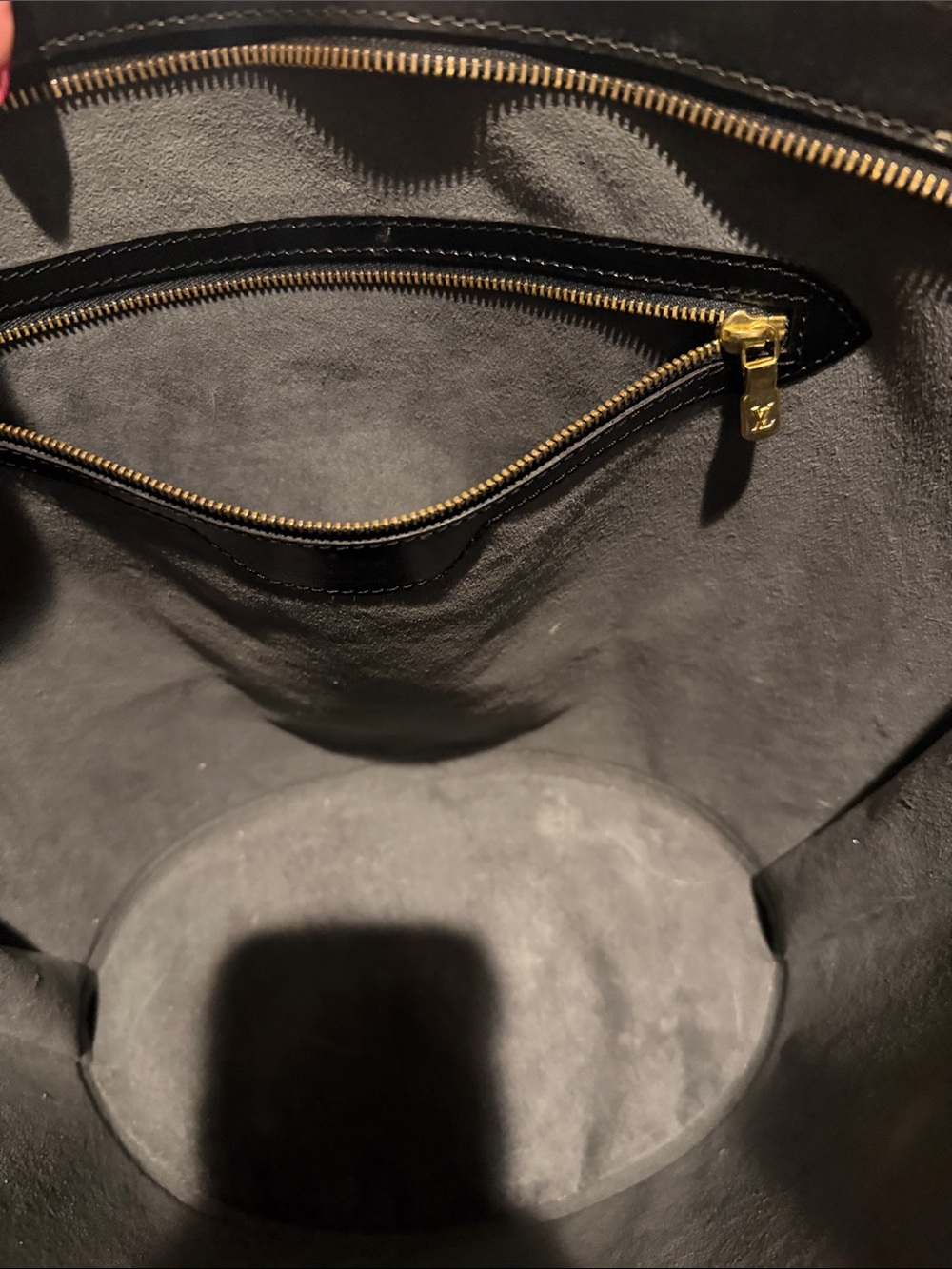 Louis Vuitton Black Epi Leather Tote - Picture 5 of 9